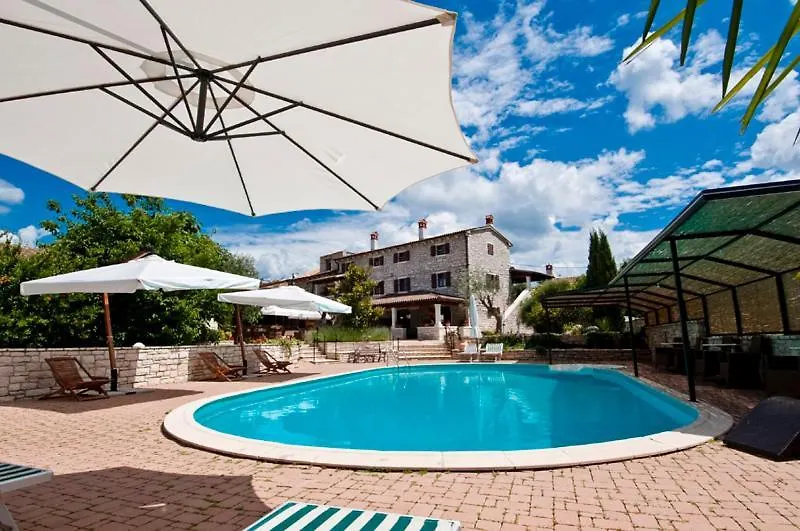 Casa Rustica Dva Baladura B&B Kanfanar Frühstückspension