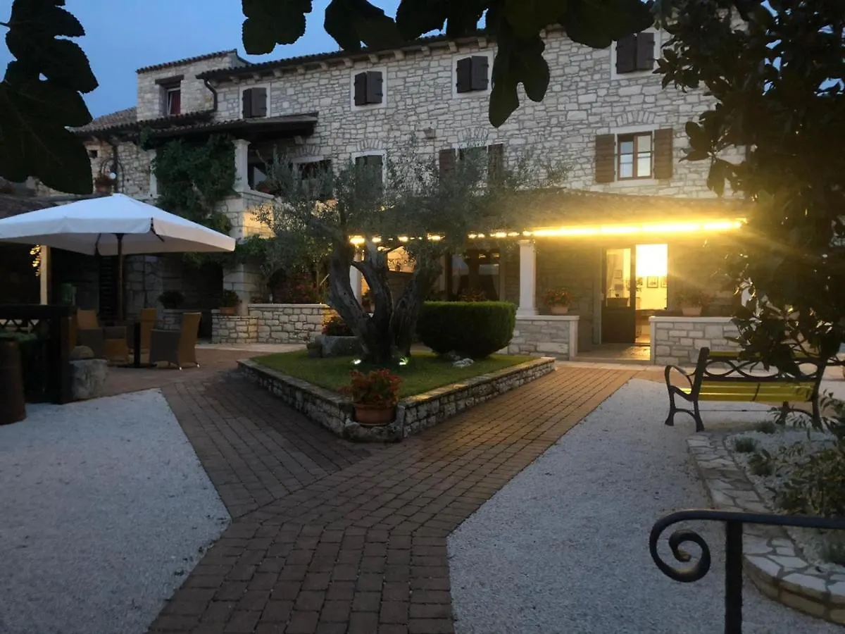 Casa Rustica Dva Baladura B&B Kanfanar 3*,  Croatia